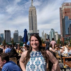 Meet your Posher, Julia